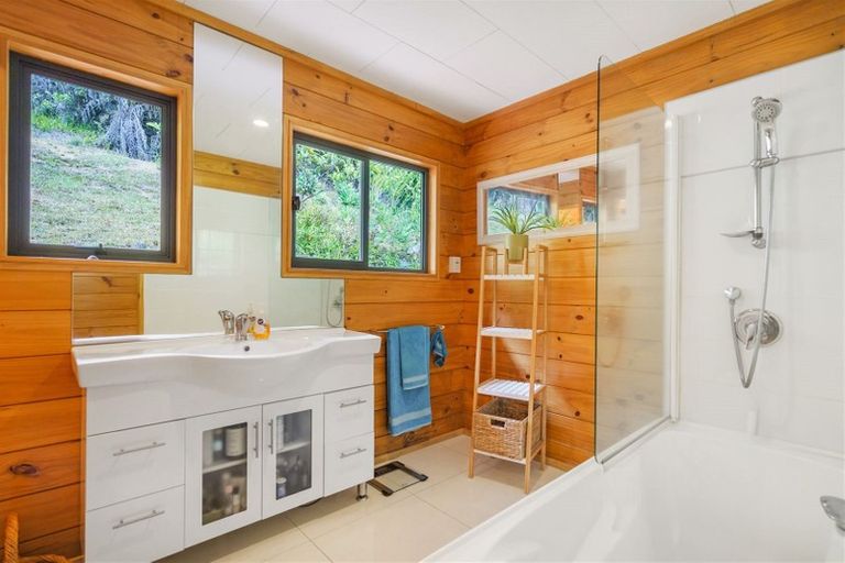 Photo of property in 11 Edward Road, Tamaterau, Whangarei, 0174