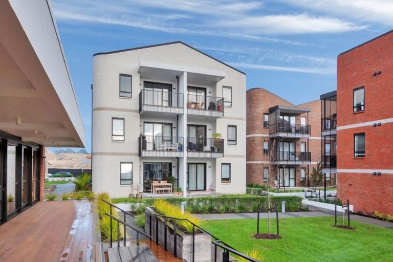 Photo of property in 102/10 Nugget Avenue, Hobsonville, Auckland, 0616