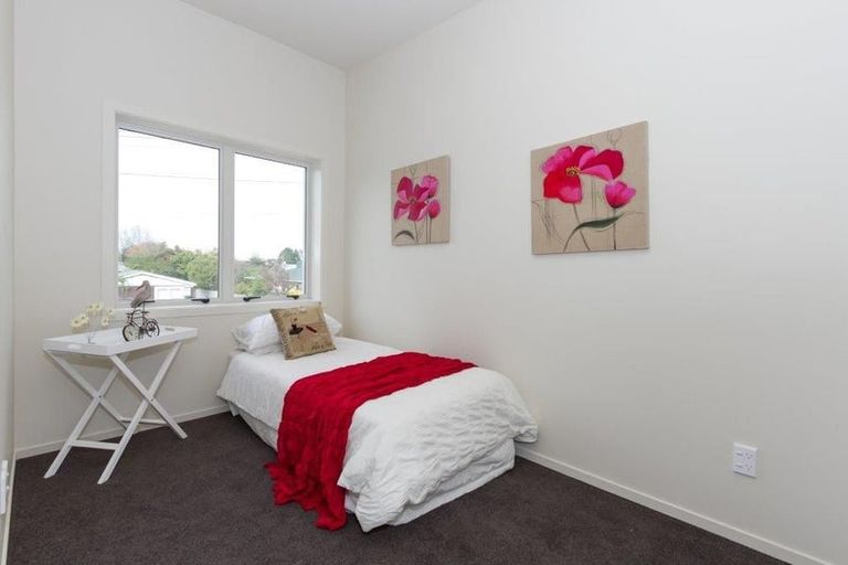 Photo of property in 2/23 Beatty Street, Melville, Hamilton, 3206