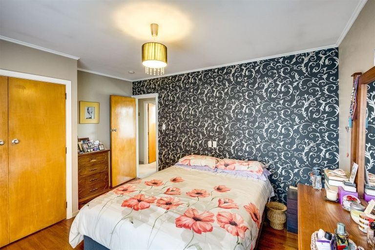 Photo of property in 19 Clarence Cox Crescent, Pirimai, Napier, 4112