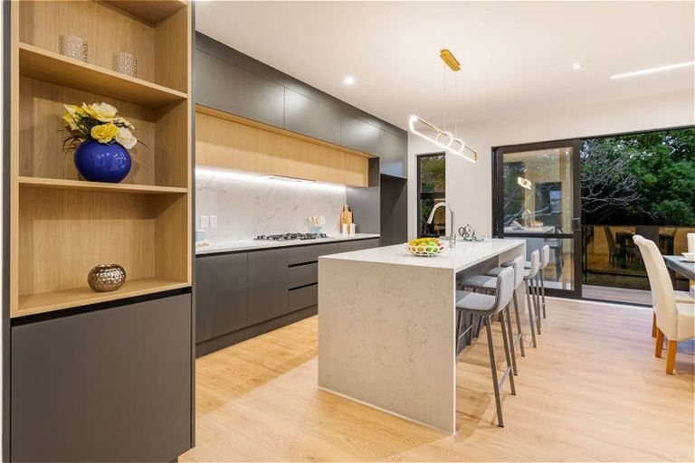 Photo of property in 627a Swanson Road, Swanson, Auckland, 0612