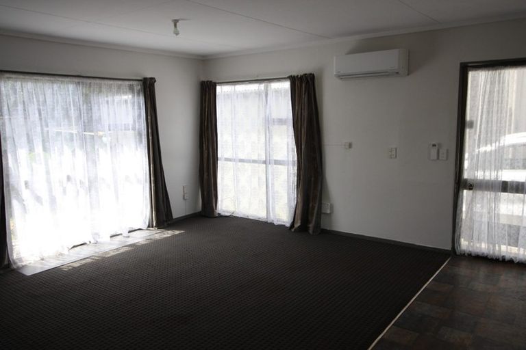 Photo of property in 7/81 Linton Street, West End, Palmerston North, 4410