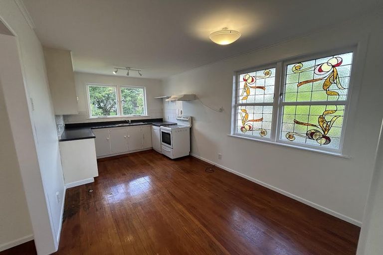 Photo of property in 10 Wood Avenue, Howick, Auckland, 2014