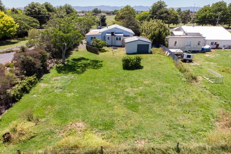 Photo of property in 23 Pipiroa Road, Ngatea, 3503