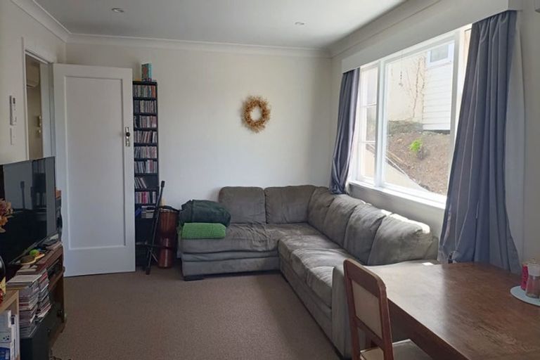 Photo of property in 9 Upper Lewisville Terrace, Thorndon, Wellington, 6011