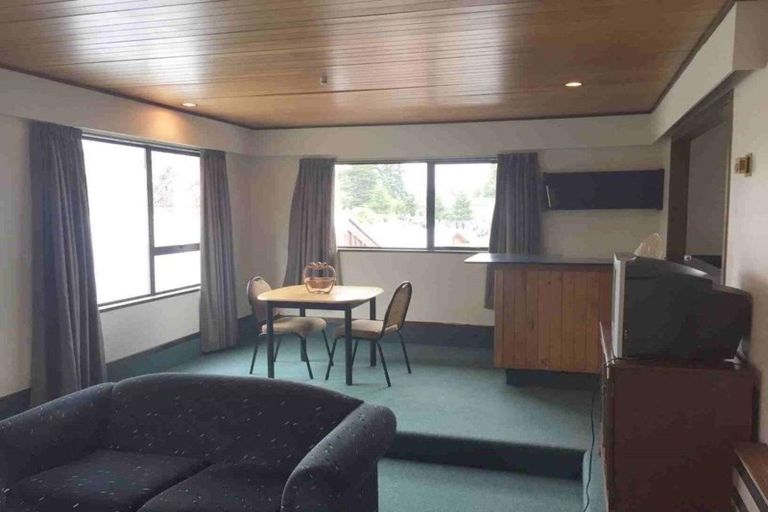 Photo of property in 43 Conical Hill Road, Hanmer Springs, 7334