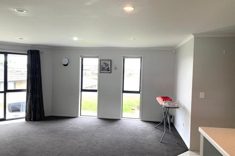 Photo of property in 11 Kilbryde Crescent, Pokeno, 2402