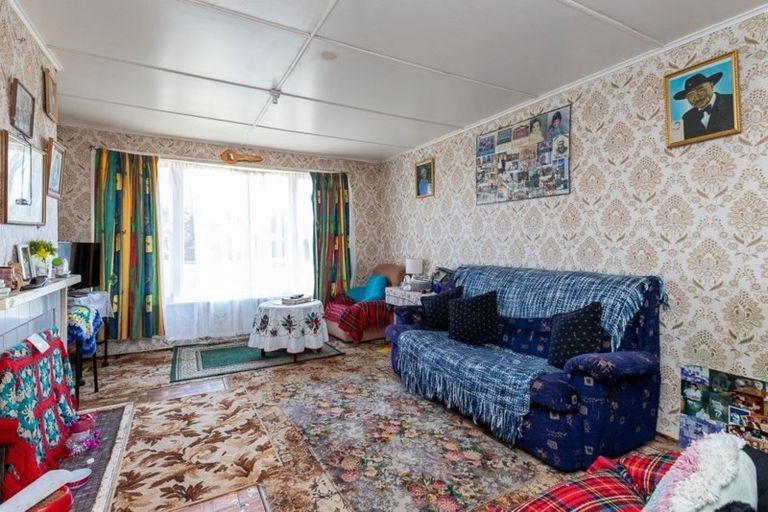 Photo of property in 15 English Street, St Andrews, Hamilton, 3200