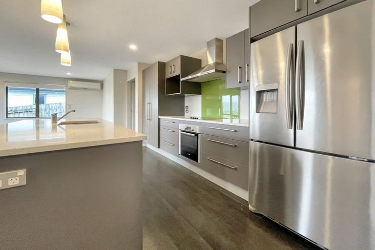 Photo of property in 40 Cresswell Place, Johnsonville, Wellington, 6037