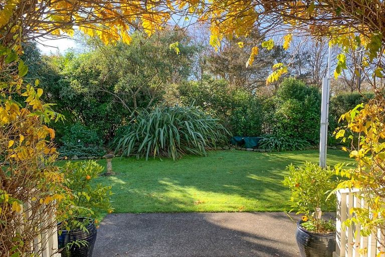 Photo of property in 60 Kuratawhiti Street, Greytown, 5712