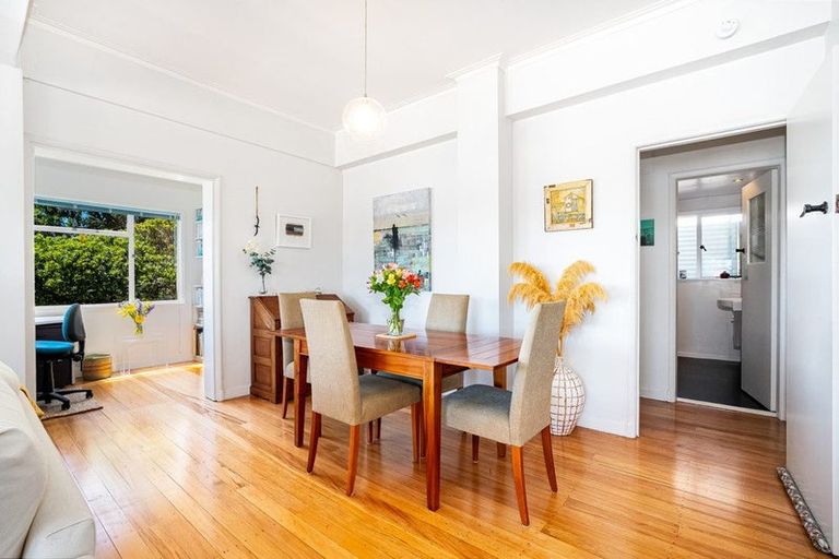 Photo of property in 40b The Crescent, Roseneath, Wellington, 6011