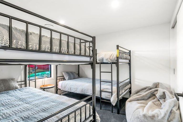 Photo of property in 3 Tomtit Crescent, Lake Hawea, Wanaka, 9382