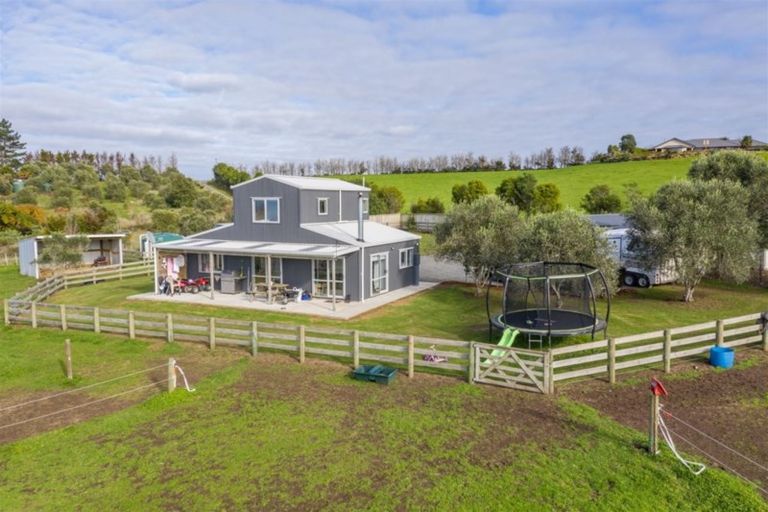Photo of property in 900a Pungaere Road, Waipapa, Kerikeri, 0295