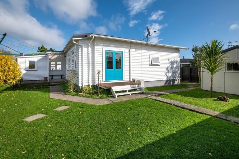 Photo of property in 58b Salisbury Street, Levin, 5510