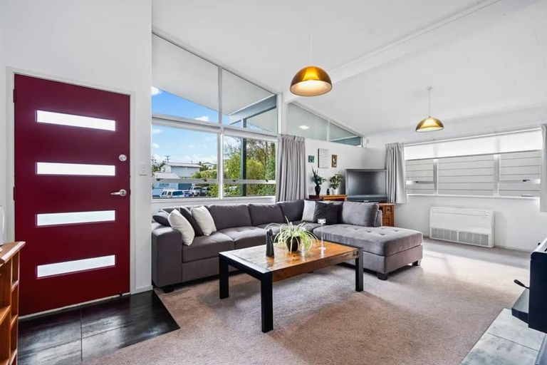 Photo of property in 70 Kohe Street, Parahaki, Whangarei, 0112