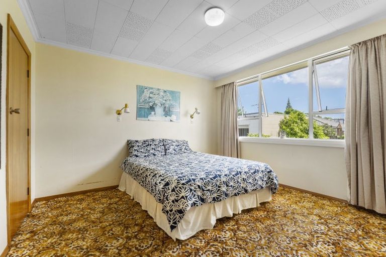 Photo of property in 35 Rugby Street, Levin, 5510