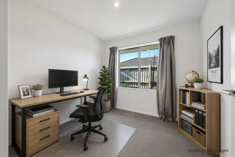 Photo of property in 55 Watkins Drive, Rangiora, 7400