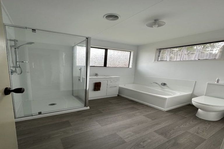 Photo of property in 261b Welcome Bay Road, Welcome Bay, Tauranga, 3112