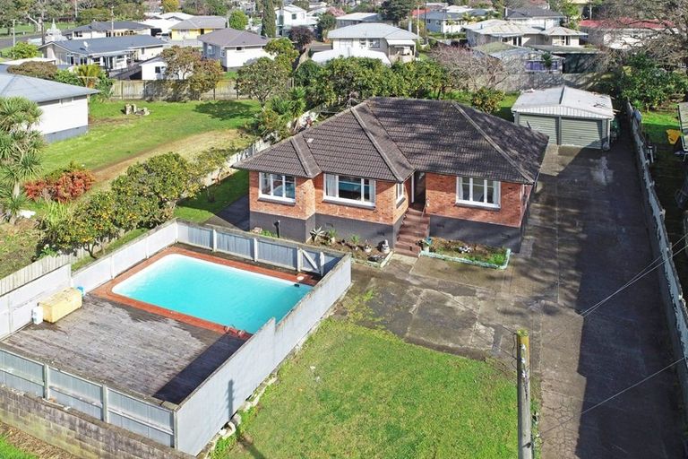 Photo of property in 37 Thompson Terrace, Manurewa, Auckland, 2102