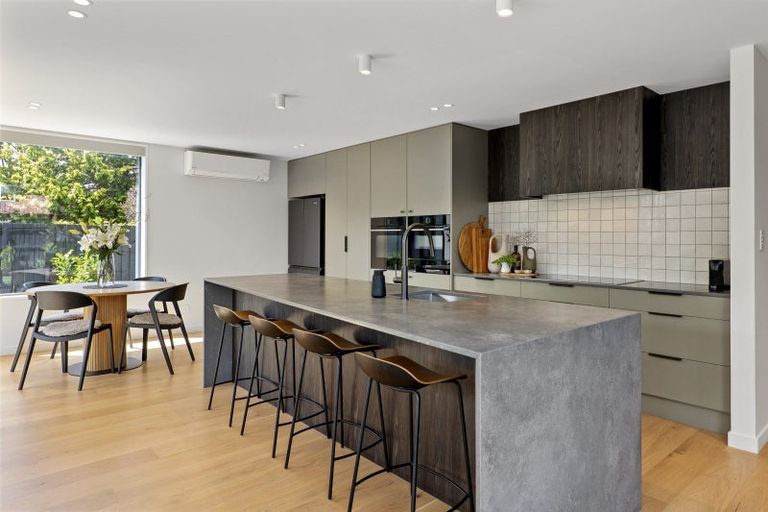 Photo of property in 2/105 Tomes Road, St Albans, Christchurch, 8052