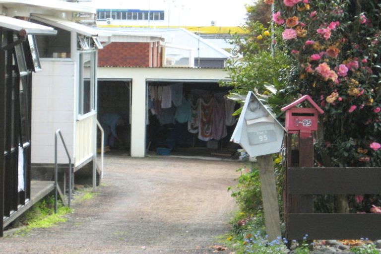 Photo of property in 3/95 Pendarves Street, New Plymouth, 4310