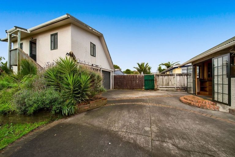 Photo of property in 31 Lyn Street, Lynmouth, New Plymouth, 4310