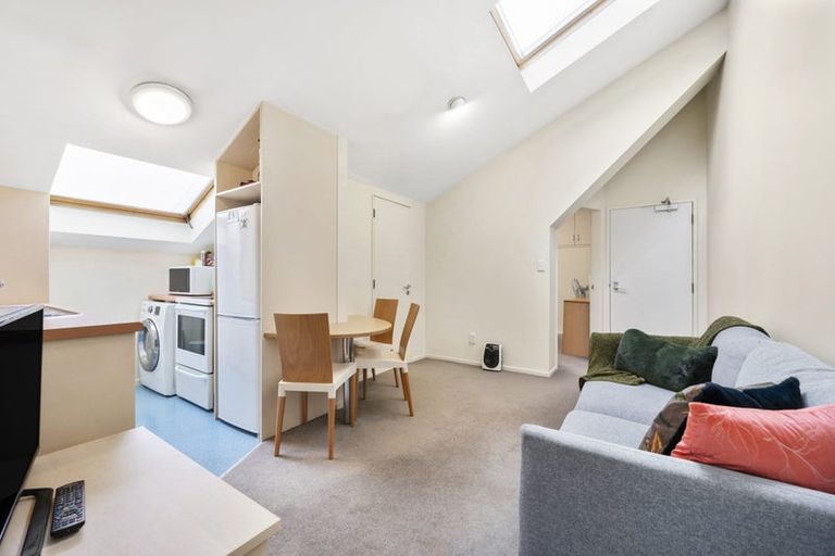 Photo of property in Courtenay Mews Apartments, 14/14 Alpha Street, Te Aro, Wellington, 6011
