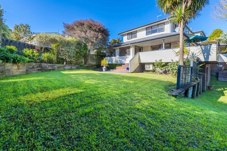 Photo of property in 54a Mcfadzean Drive, Blockhouse Bay, Auckland, 0600