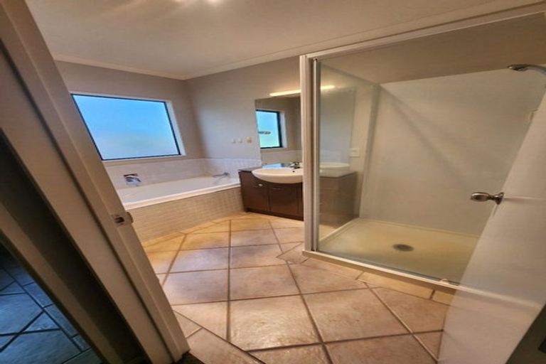 Photo of property in 31 Clavoy Place, East Tamaki, Auckland, 2016