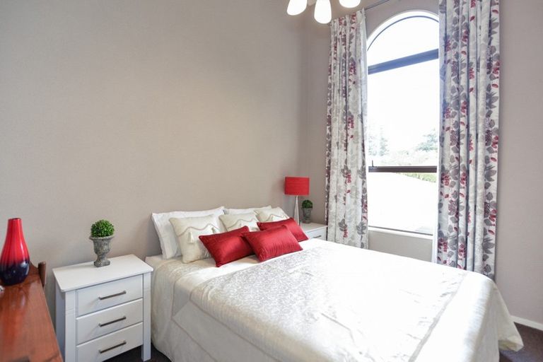 Photo of property in 98 Lane Road, Havelock North, 4130