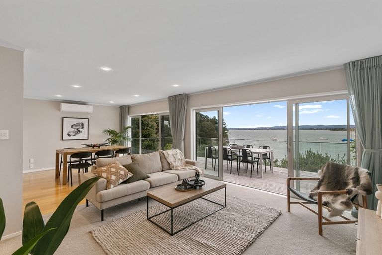 Photo of property in 114 Aeroview Drive, Beach Haven, Auckland, 0626