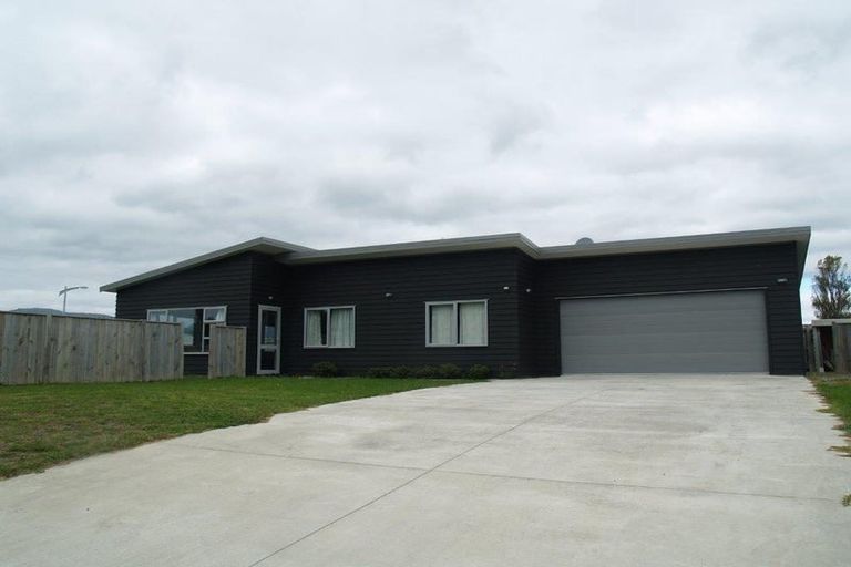 Photo of property in 29 Sue Avenue, Otaki, 5512