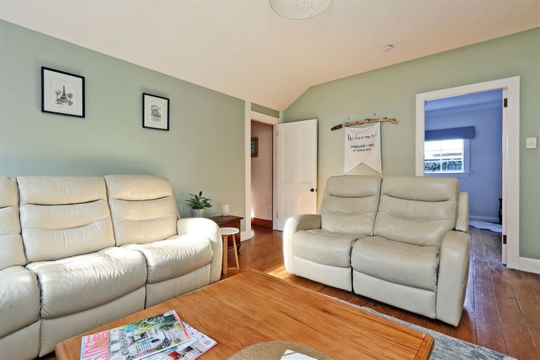 Photo of property in 2/707 Queen Street East, Parkvale, Hastings, 4122