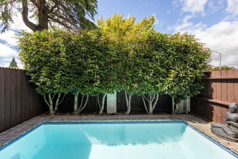 Photo of property in 1/509 Fitzroy Avenue, Hastings, 4122