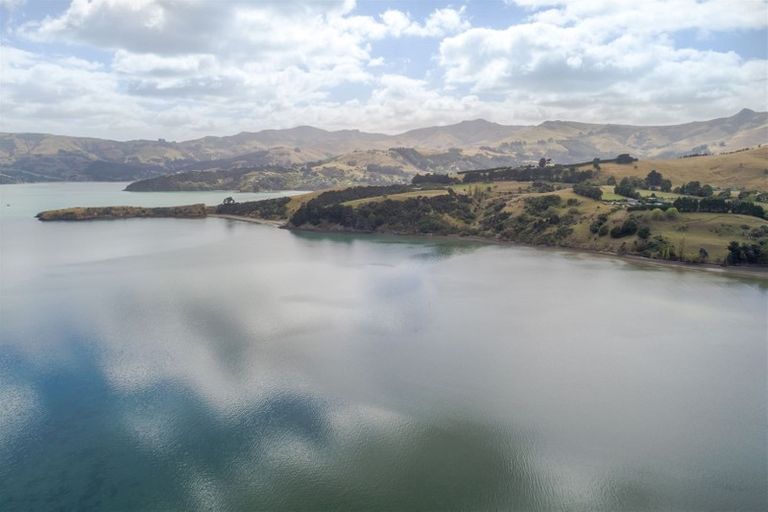 Photo of property in 6986 Christchurch Akaroa Road, Takamatua, 7581