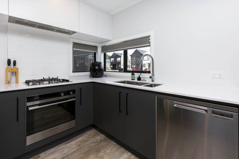 Photo of property in 30 Doug Jensen Street, Wallaceville, Upper Hutt, 5018