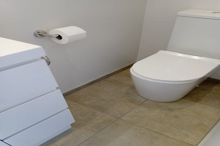 Photo of property in 23 Burlington Street, Sydenham, Christchurch, 8023