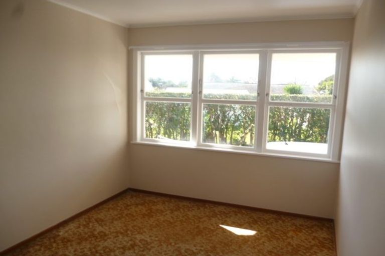 Photo of property in 211 Shirley Road, Papatoetoe, Auckland, 2025