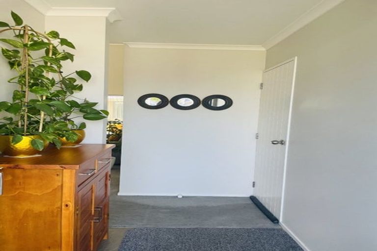 Photo of property in 39 Matata Drive, Takanini, 2112