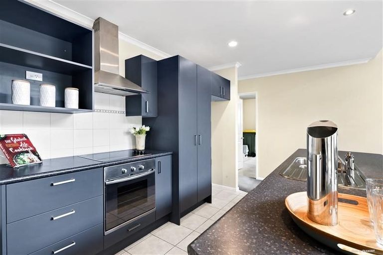 Photo of property in 88d Brian Crescent, Stanmore Bay, Whangaparaoa, 0932