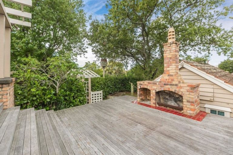 Photo of property in 28 Maungawhau Road, Epsom, Auckland, 1023