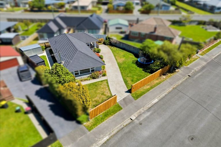 Photo of property in 75 Moffett Street, Islington, Christchurch, 8042