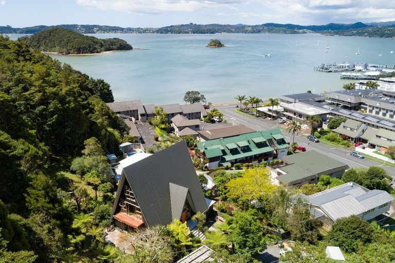 Photo of property in 12 Moana Avenue, Paihia, 0200