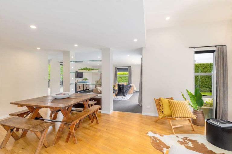 Photo of property in 51 Oxley Avenue, St Albans, Christchurch, 8014