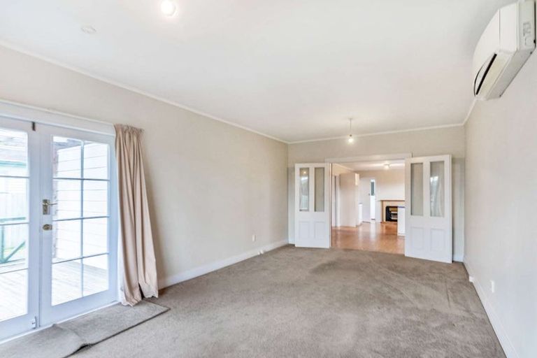 Photo of property in 79 Tedder Avenue, North New Brighton, Christchurch, 8083