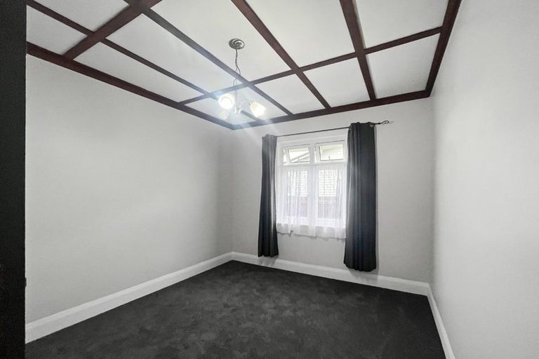 Photo of property in 10 Tawa Street, Tokomaru, Palmerston North, 4474