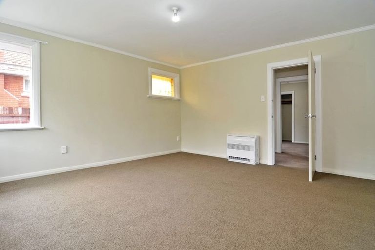 Photo of property in 413 Kaikorai Valley Road, Bradford, Dunedin, 9011