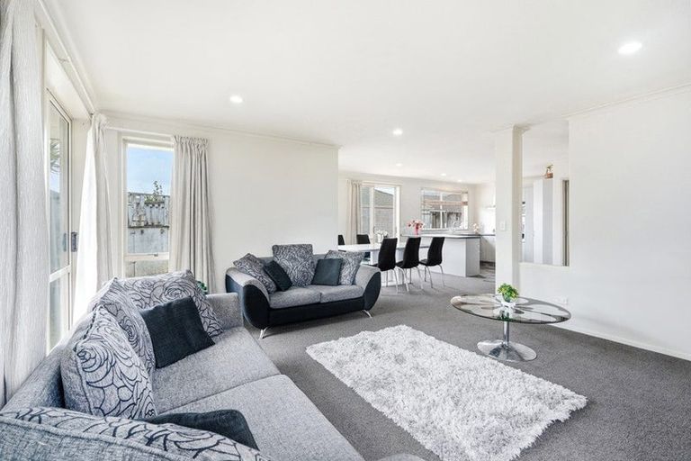 Photo of property in 30 Gardenia Close, Melville, Hamilton, 3206