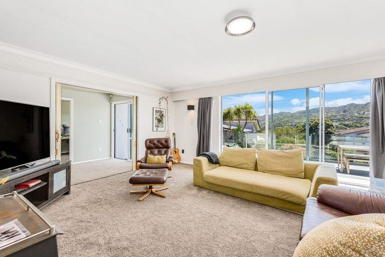 Photo of property in 7 Krishna Way, Khandallah, Wellington, 6035