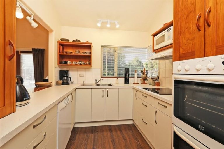 Photo of property in 30 Simla Avenue, Havelock North, 4130